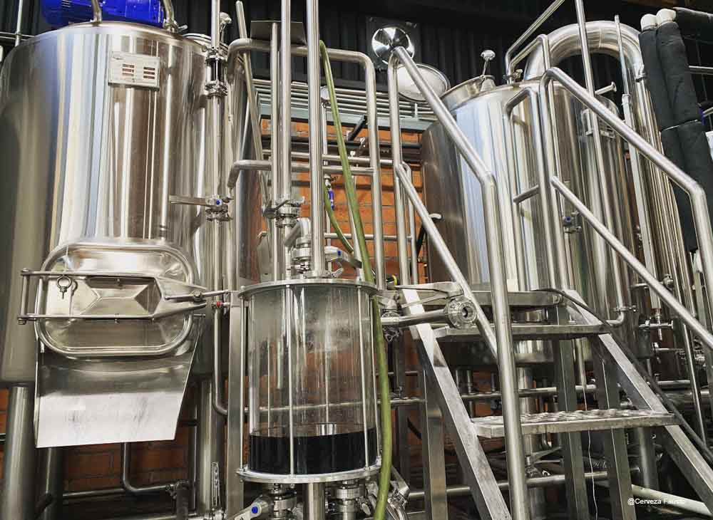 Stainless steel brewhouse,beer brewing fermenter,brewery equipment,microbrewery system